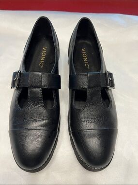 Vionic Black Leather Mary Jane Loafers with Buckle Strap